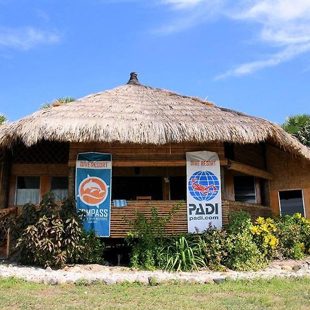 Compass Diving Resort Beloi Ngoại thất bức ảnh