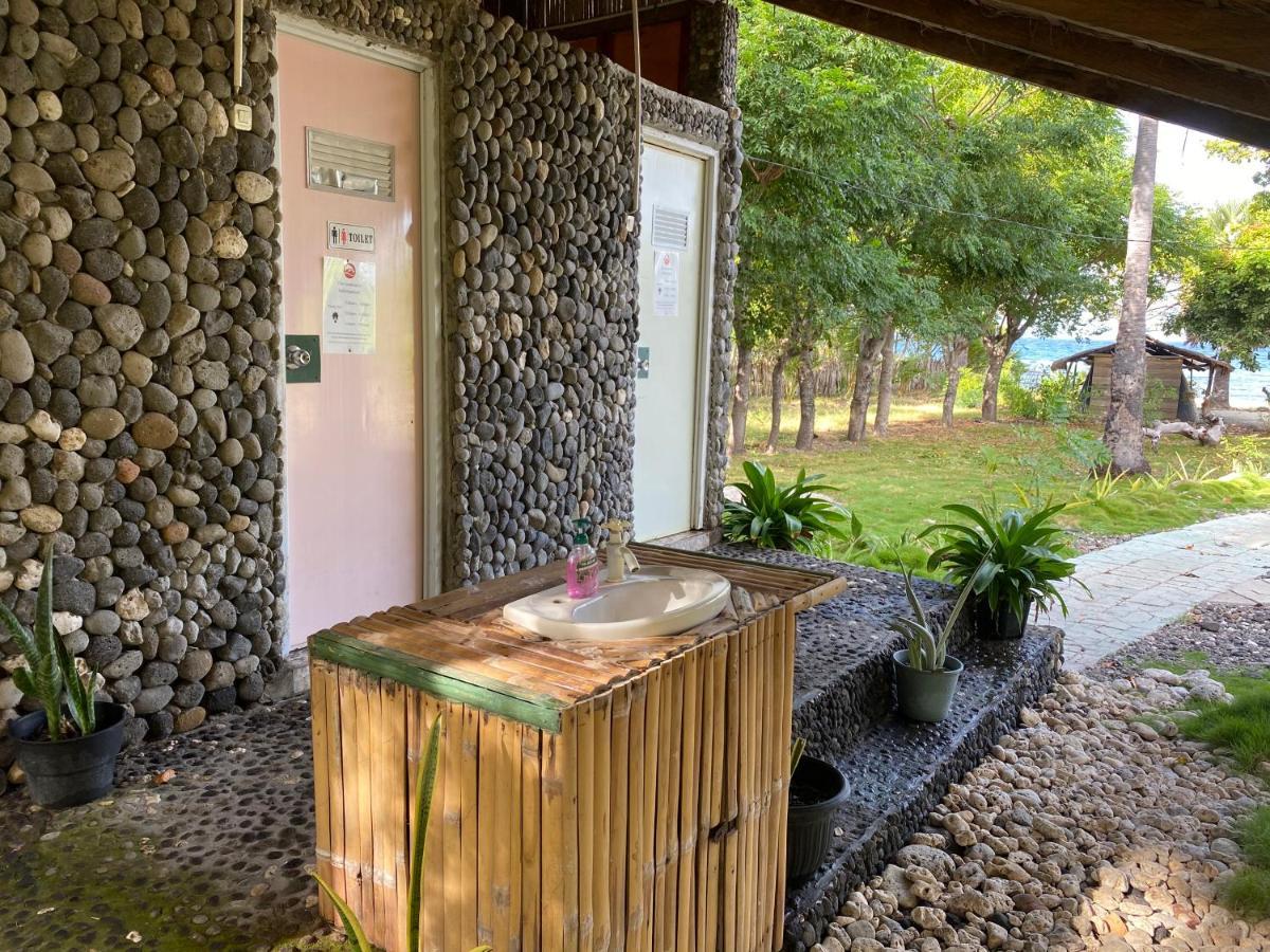 Compass Diving Resort Beloi Ngoại thất bức ảnh