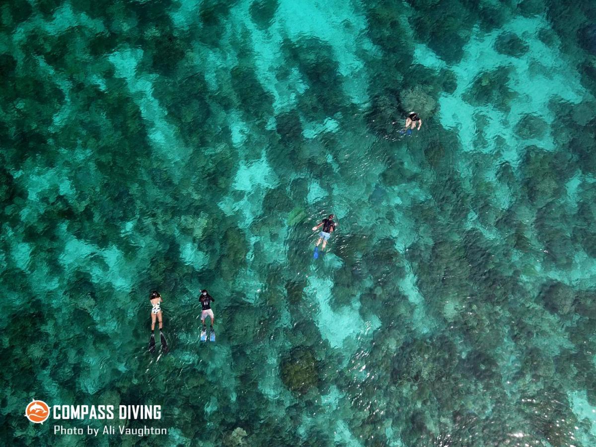 Compass Diving Resort Beloi Ngoại thất bức ảnh